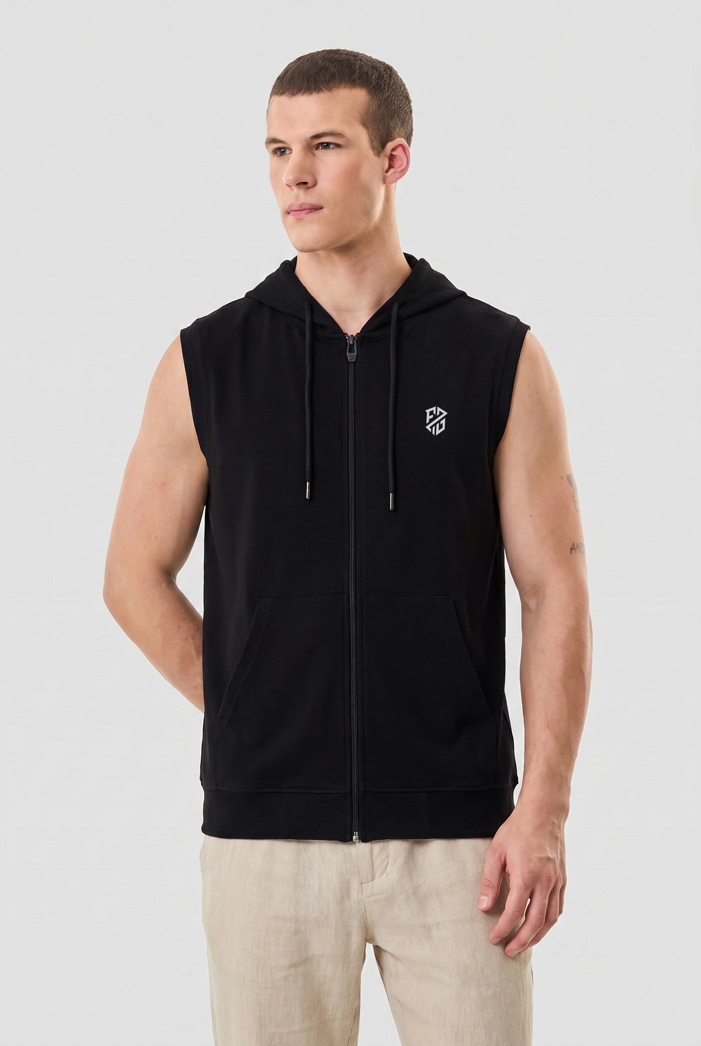 Men's Black Sleeveless Zip-Up Hoodie | Casual Gym & Sportswear Vest