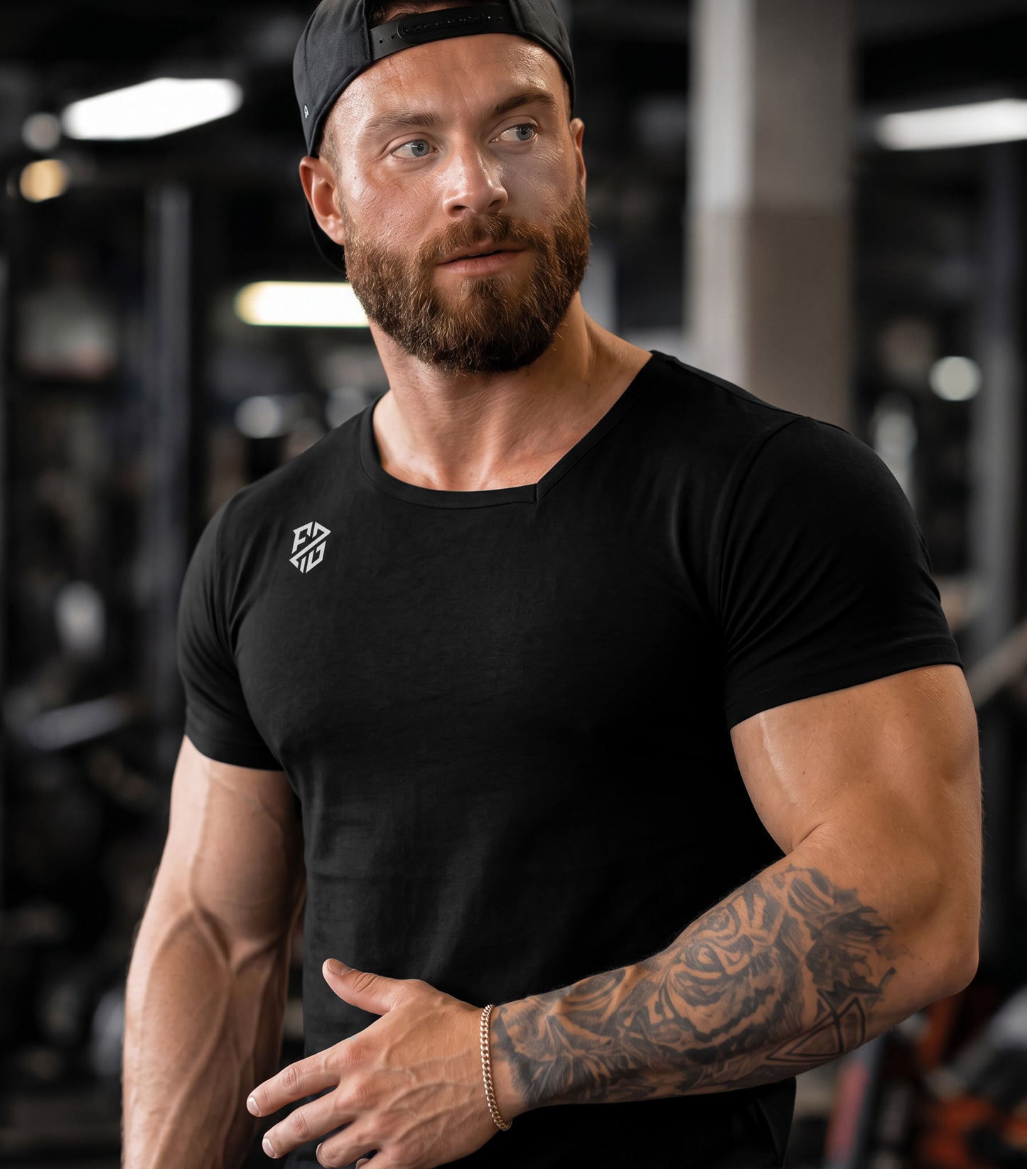 Men's Black V-Cut Hem Workout T-Shirt