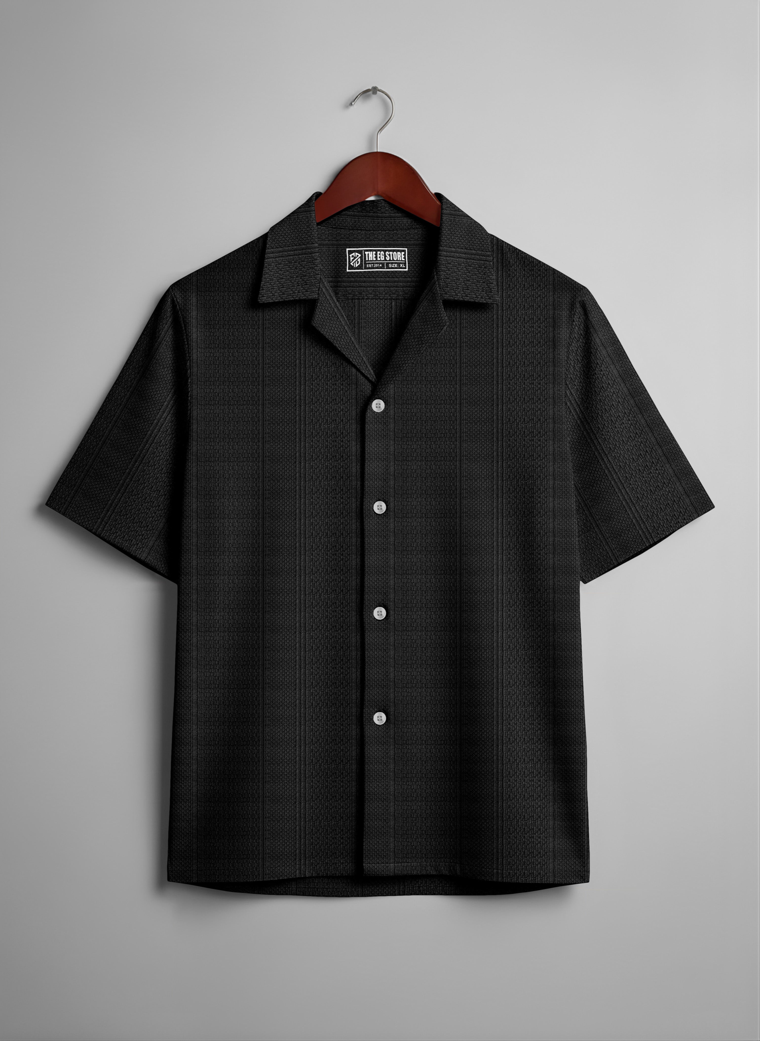 Premium Black Short Sleeve Shirt: Casual Resort Fit